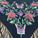 mantoncillo-seda-negro