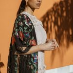 mantoncillo-seda-negro