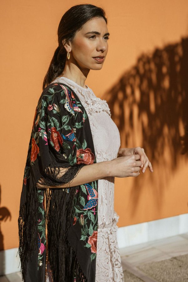 mantoncillo-seda-negro