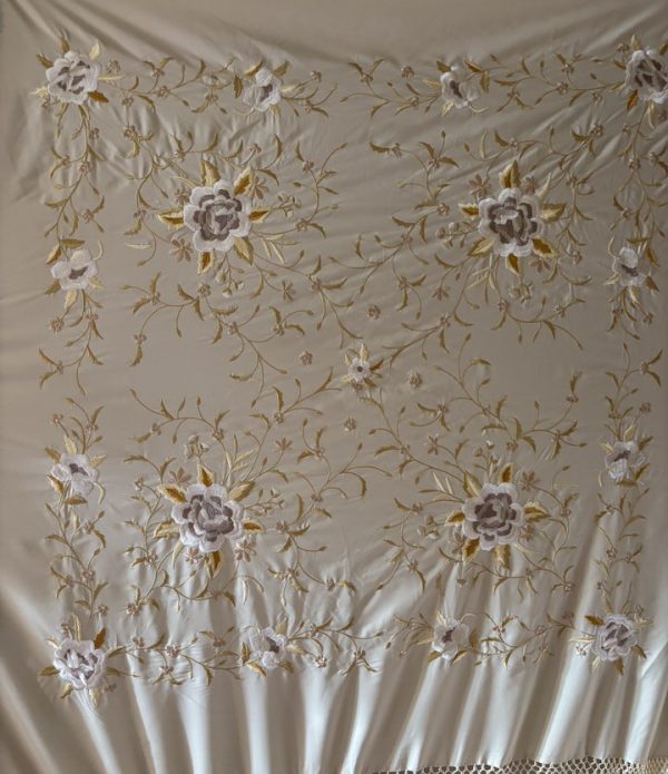 Mantón beige y blanco - Imagen 6