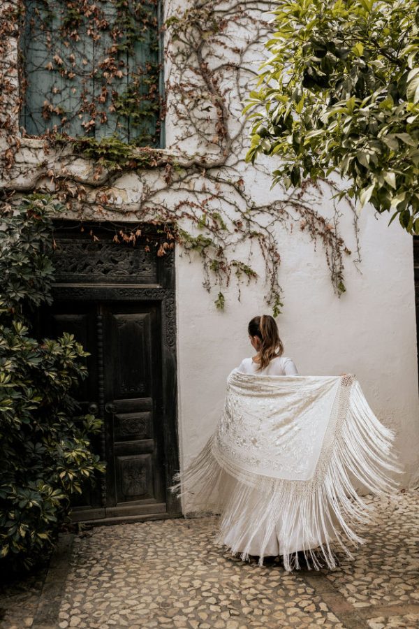 Mantón seda blanco - Imagen 5