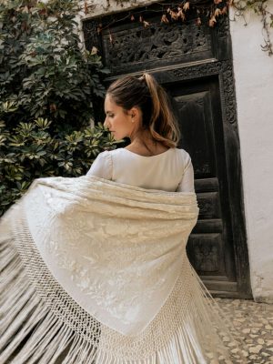 manton-blanco-de-novia