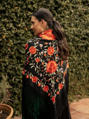 manton-negro-naranja