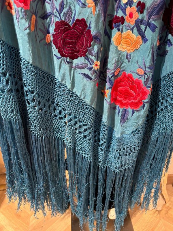 manton seda antiguo azul turquesa flores grandes