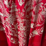 manton seda antiguo chino rojo y marfil