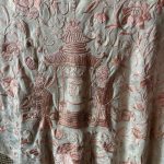 manton seda antiguo crema y rosa palo