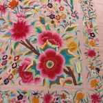 manton seda antiguo rosa y multicolor