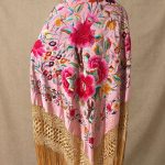 manton seda antiguo rosa y multicolor