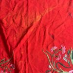 mantón seda bordado a mano rojo
