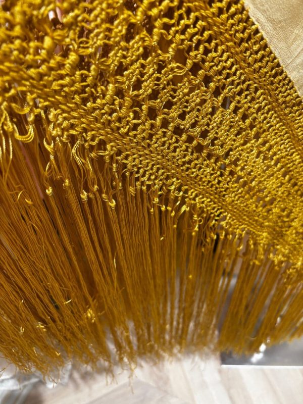 mantón segunda mano oro bordado oro