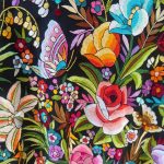 manton vintage negro con flores