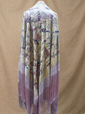 manton crema motivos chinos