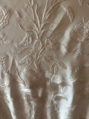 mantón vintage marfil