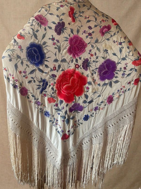 mantón seda marfil flores multicolor