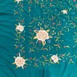mantón azul turquesa bordado beige